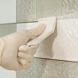 Ile schnie klej do płytek Mapei? Klucz do trwałego efektu